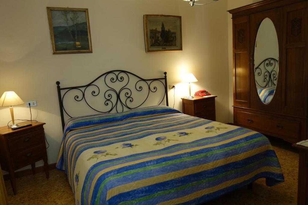 Hotel Roma Scanno Szoba fotó